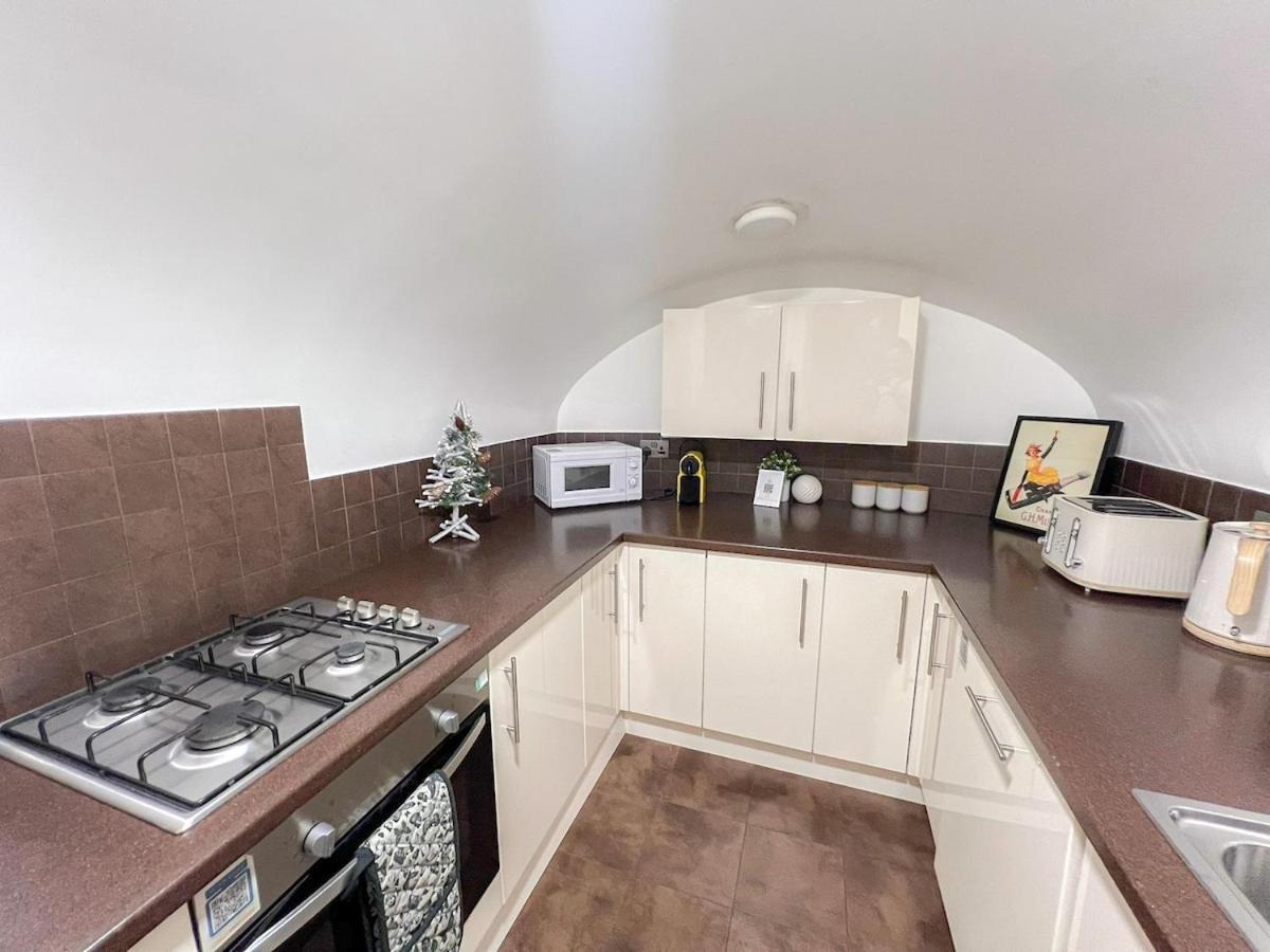 3 Bedroom Apartment With Private Terrace In Pimlico, Westminster, Victoria London Bagian luar foto