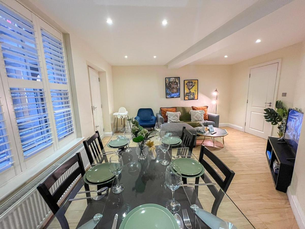 3 Bedroom Apartment With Private Terrace In Pimlico, Westminster, Victoria London Bagian luar foto